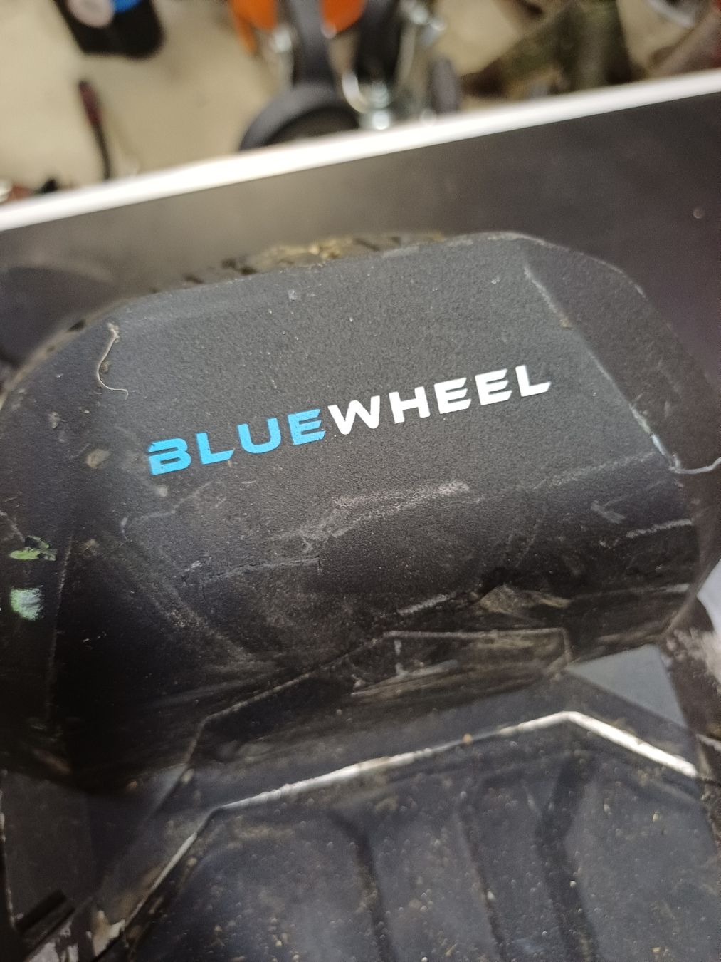 Hoverboard: BlueWheel Hoverboard Defekt für Bastler – Difettoso da Wangenried venduto da Recycler94 4