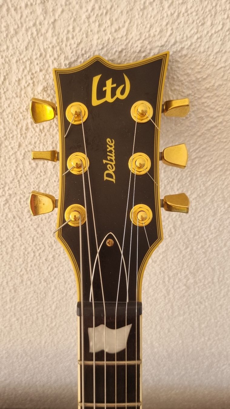 Esp Musikinstrumente: ESP LTD EC-1000 mit EMG JH "Het Set" – Gebraucht aus Uster von  4