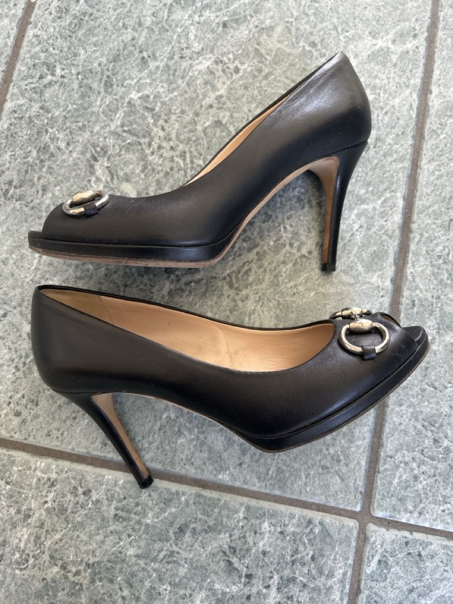 Gucci Damenschuhe: Gucci Scarpa con tacco – Gebraucht aus Montagnola von ste_w9hh 2