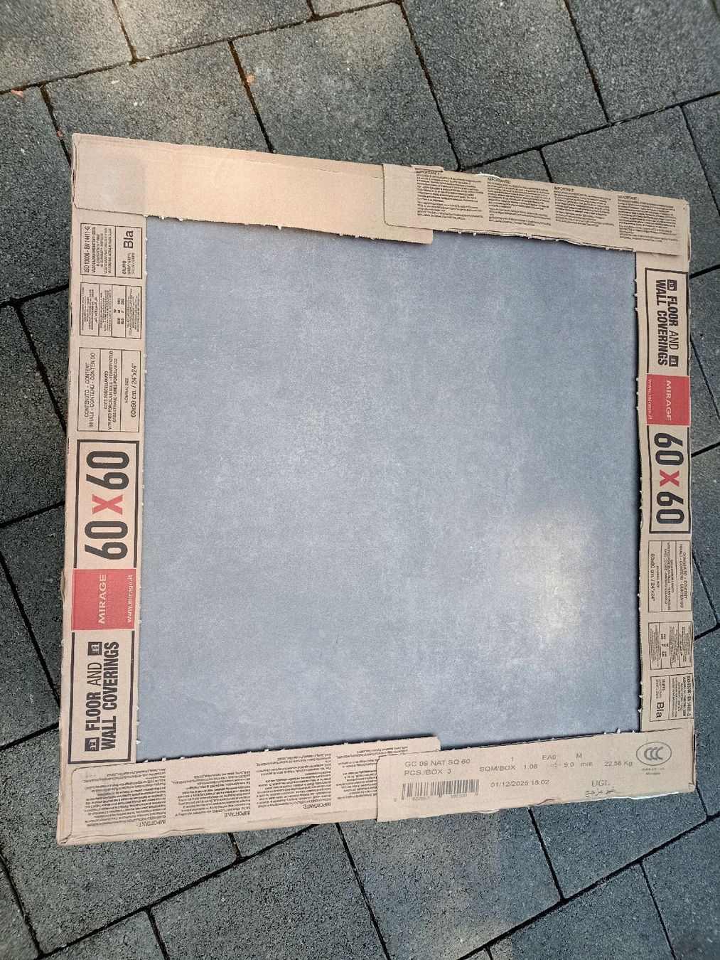 Rivestimenti per pavimenti: Feinsteinzeug Bodenplatten 60x60 Grau – Nuovo (secondo la descrizione) da Flamatt venduto da Marpou 5
