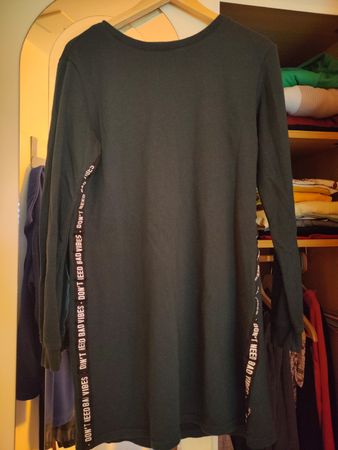 Dunkelgrünes Kleid von Page One, Grösse M