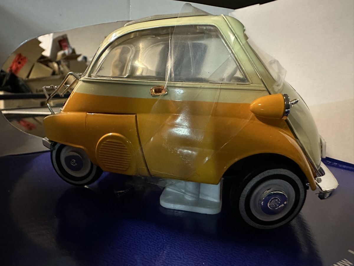 BMW Modellini d'auto: Bmw isetta 250 Oldtimer classic revell – Nuovo (secondo la descrizione) da Reinach AG venduto da rares75 2