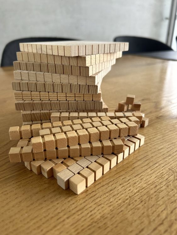 UPKOCH Mathe Lernwürfel Set 61-teilig - Holz Rechenhilfe Für Grundschule & Zuhause