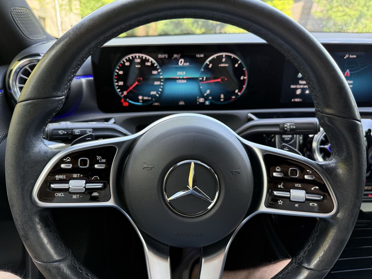 Mercedes-Benz Automobili: Mercedes A220d 4Matic Diesel – Usato da Werdenberg venduto da redsixxx 8
