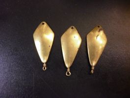 3 anciennes cuillères pour la traîne/3 antik Schlepplöffel