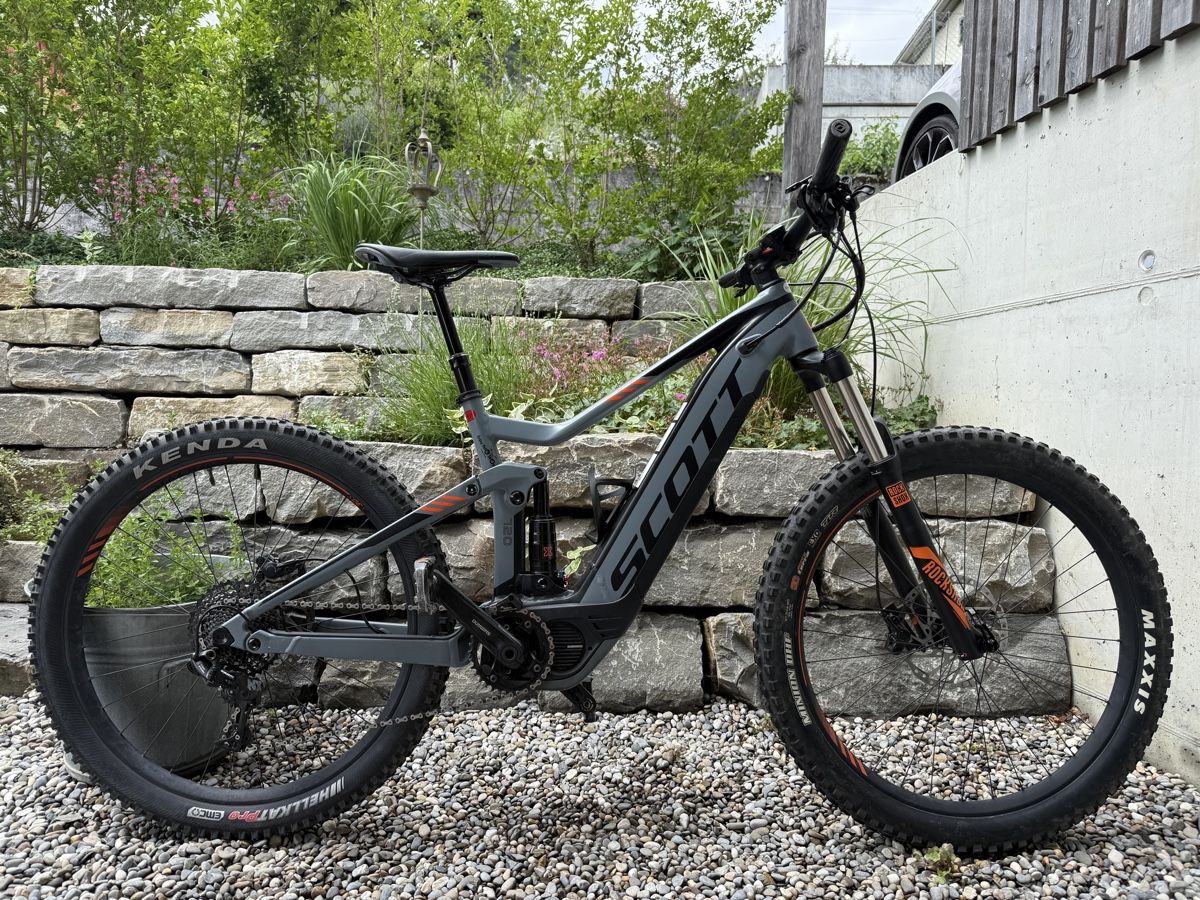 Scott Biciclette: Scott E-Genius 720 E-Mountainbike | Grösse M – Usato da Thierachern venduto da M_PK