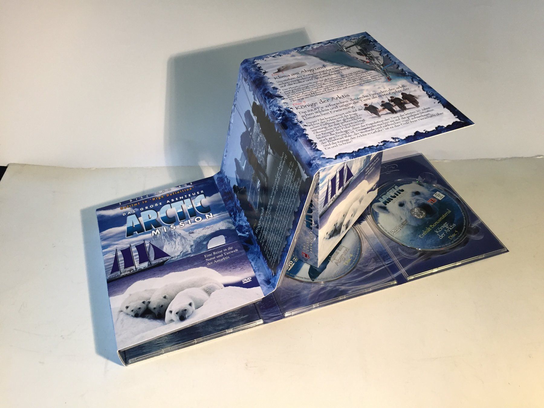 Tutti i DVDs: 5 x DVD "ARCTIC MISSION" HD – Usato da Schaffhausen venduto da sparzone 7