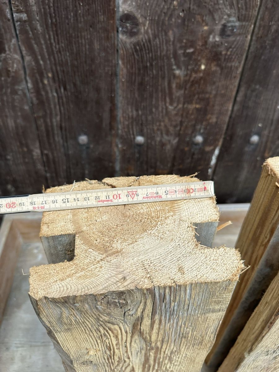 Articoli in legno: 3 Altholzbalken, rustikal – Usato da Villmergen venduto da Bezdupe 8