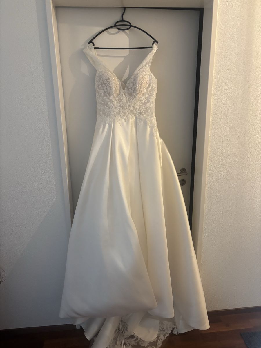 Vestiti: Hochzeitskleid – Nuovo (secondo la descrizione) da Fehraltorf venduto da Reto_990