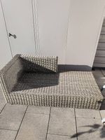 Rattan Lounge