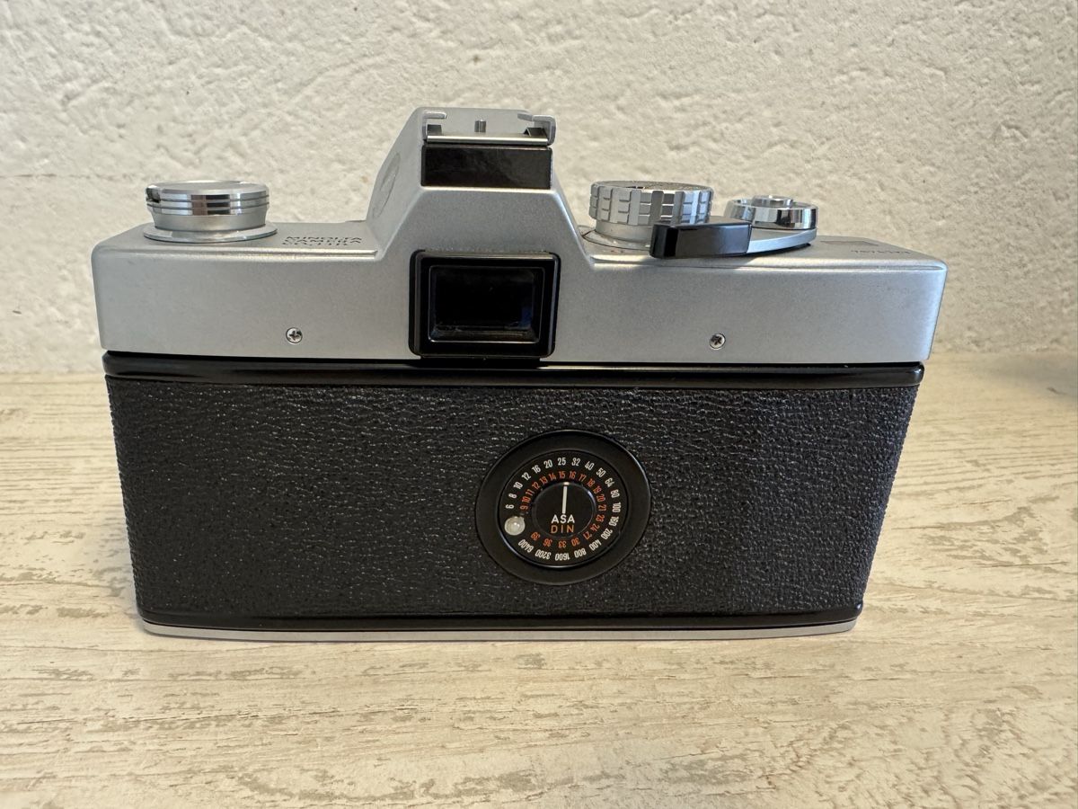 Minolta Fotocamera: Minolta srt 101 kamera – Usato da Zunzgen venduto da milesdavis76 3