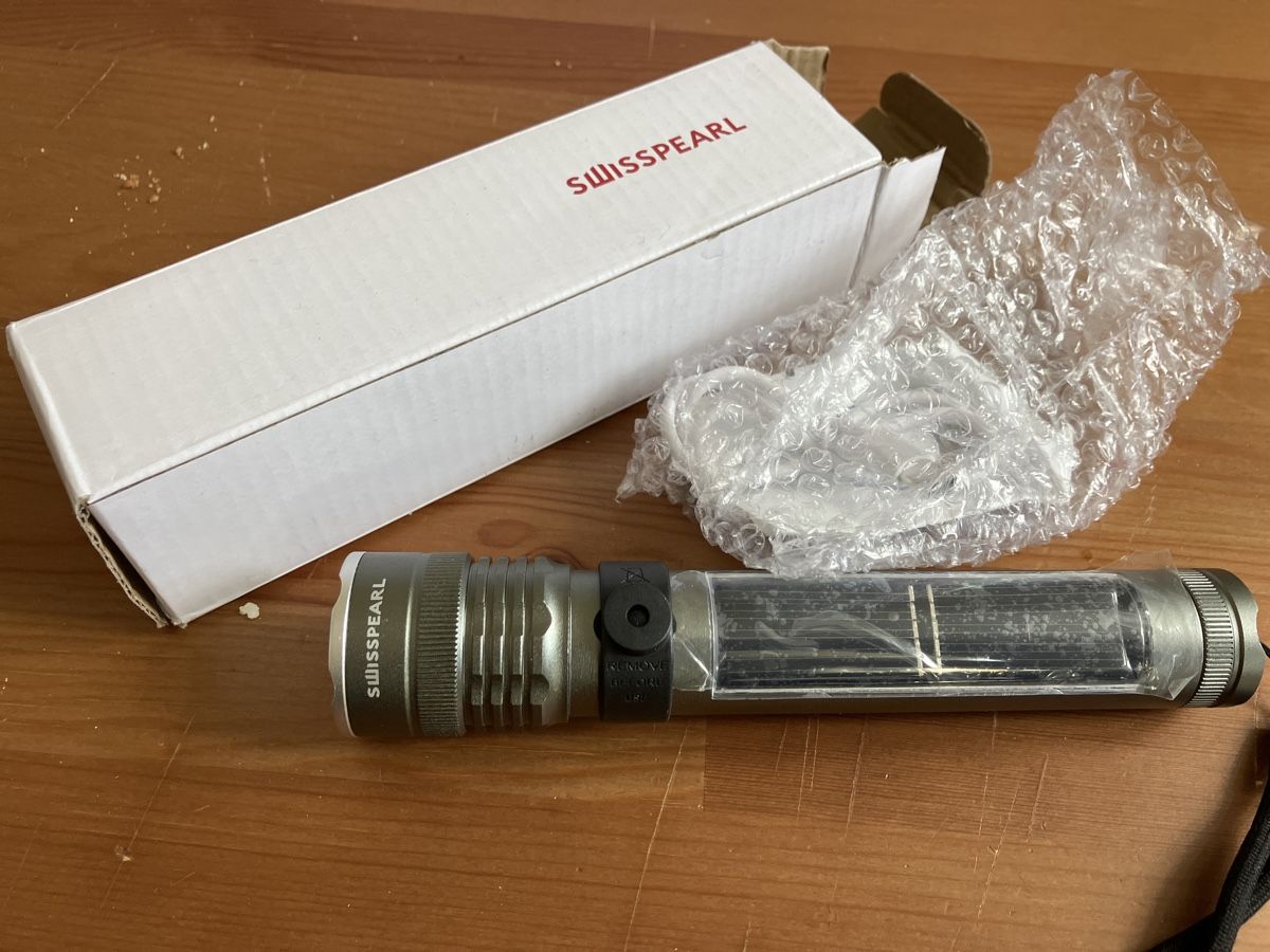 Lampen: Taschenlampe Swisspearl – Neu (gemäss Beschreibung) aus Glarus von Jhuber78