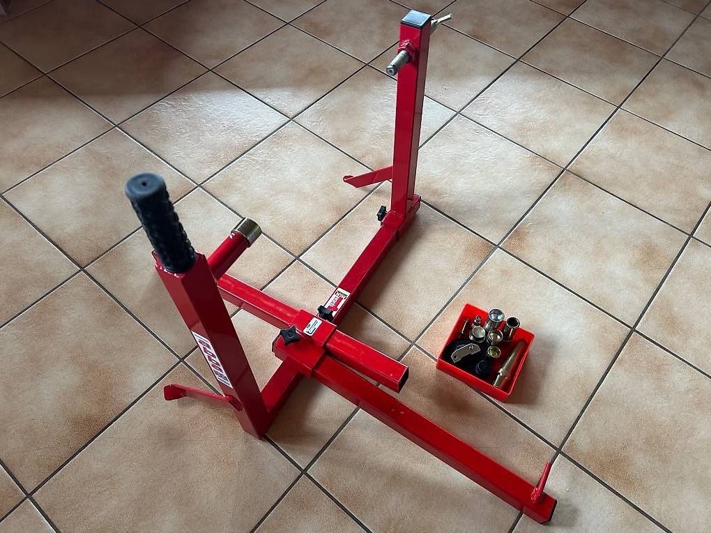 Tutti i ricambio per moto: Abba Stand Motorcycle Central – Usato da Chapelle-sur-Moudon venduto da dud_bdv9 1