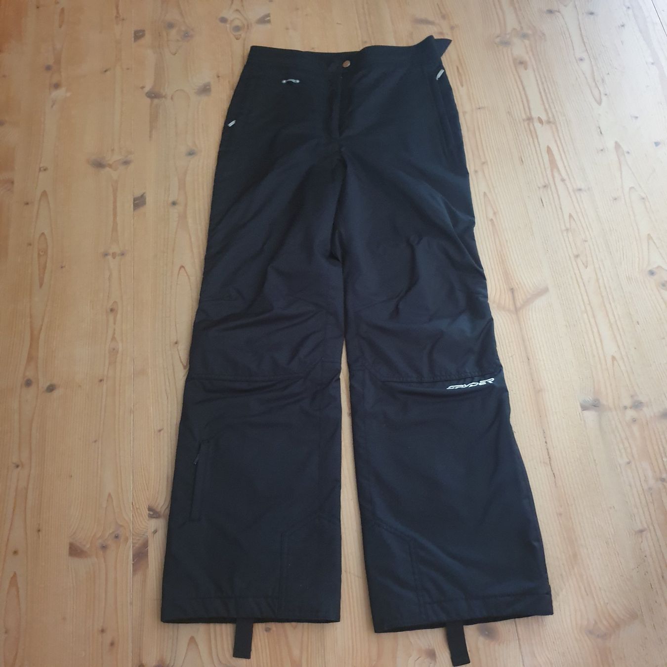 Spyder Pantaloni: Spyder Skihose schwarz Grösse 44 – Usato da Nunningen venduto da rosalieundtrueffel
