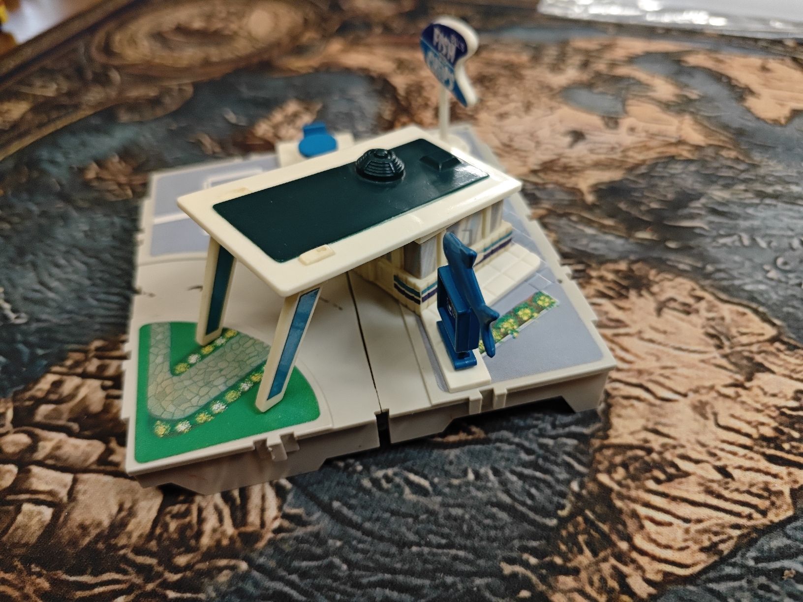 Micro Machines Giocattoli: Micro Machines Travel City Drive Thru Fish & Chips – Usato da Wittenbach venduto da stefange 1