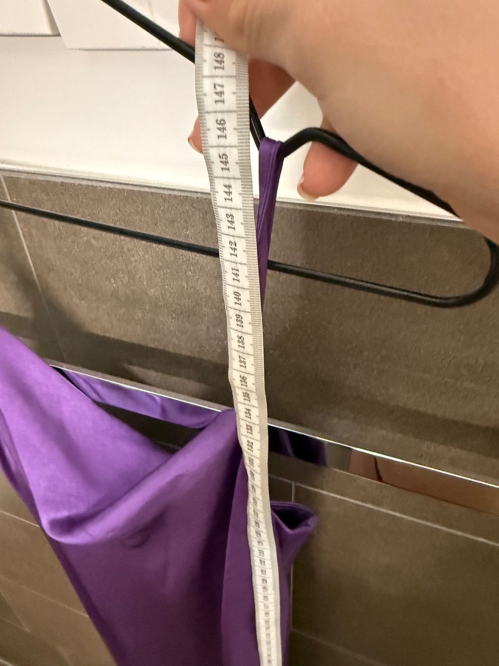 Vestiti: Violett Kleid M – Usato da Steinhausen venduto da Alise 5