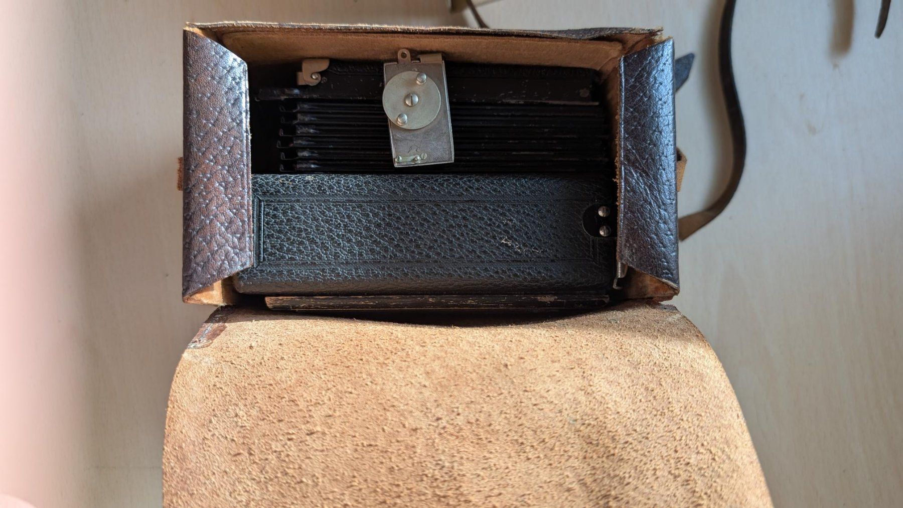 Fotocamera: Fotoapparat JCA Volta 106 inkl. Stativ – Usato da Ittigen venduto da stoney63 9