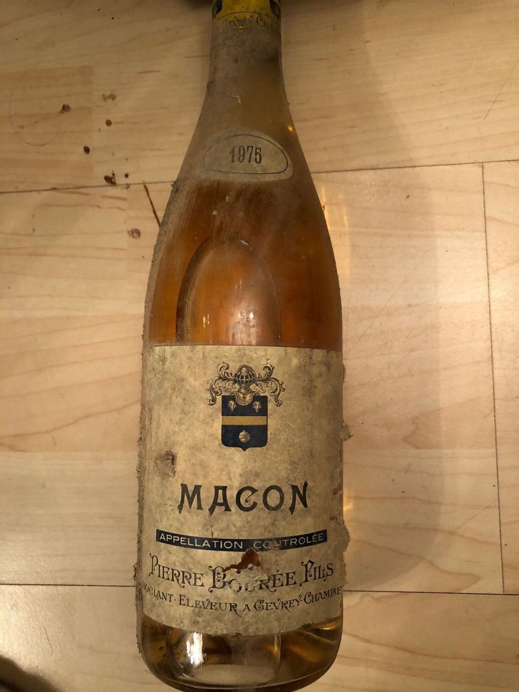 Vino: MACON PIerreBOUREE FilsGEVREY-CHAMBERTIN – Nuovo (secondo la descrizione) da Wald ZH venduto da mlnt 1