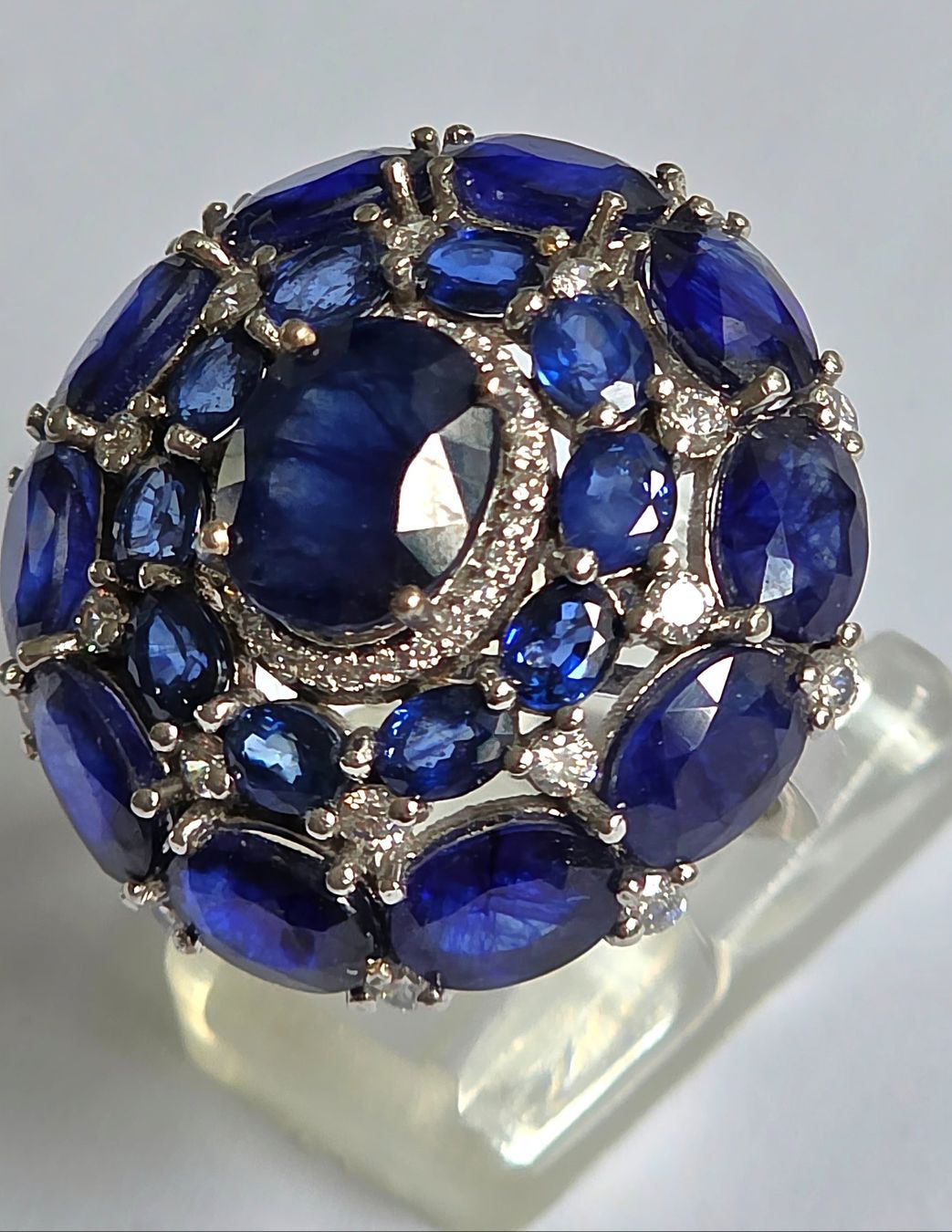 Ringe: Safir Fingerring – Neu und originalverpackt aus Zürich von adriben 1