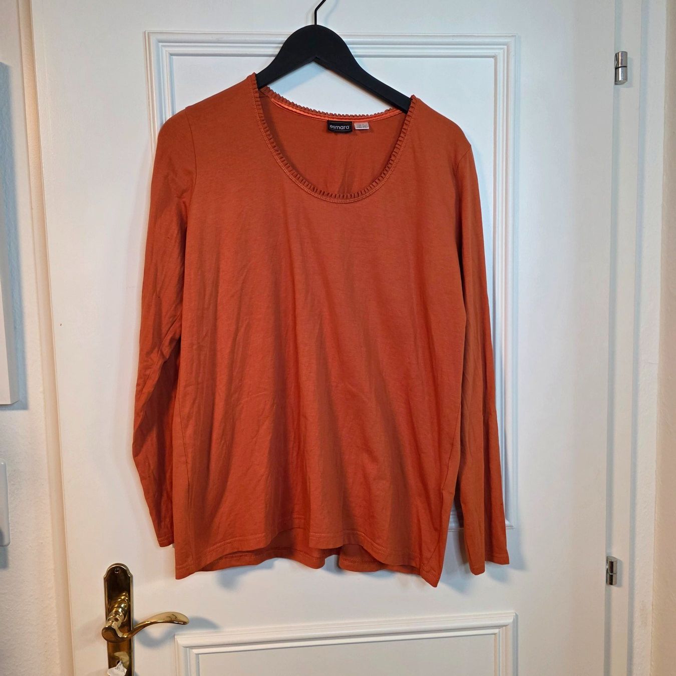 T-shirts: Esmara Basic Shirt Baumwolle XL Rostorange Top Herbst – D'occasion à Wald ZH par CapLux 9