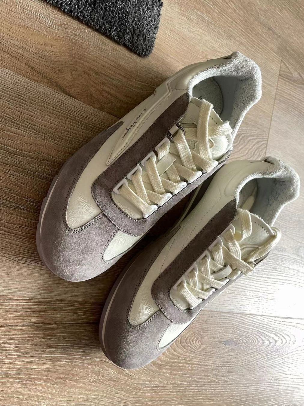 Salvatore Ferragamo Scarpe da uomo: Salvatore Ferragamo chaussures – Nuovo (secondo la descrizione) da Genève venduto da sha_rrt5 5