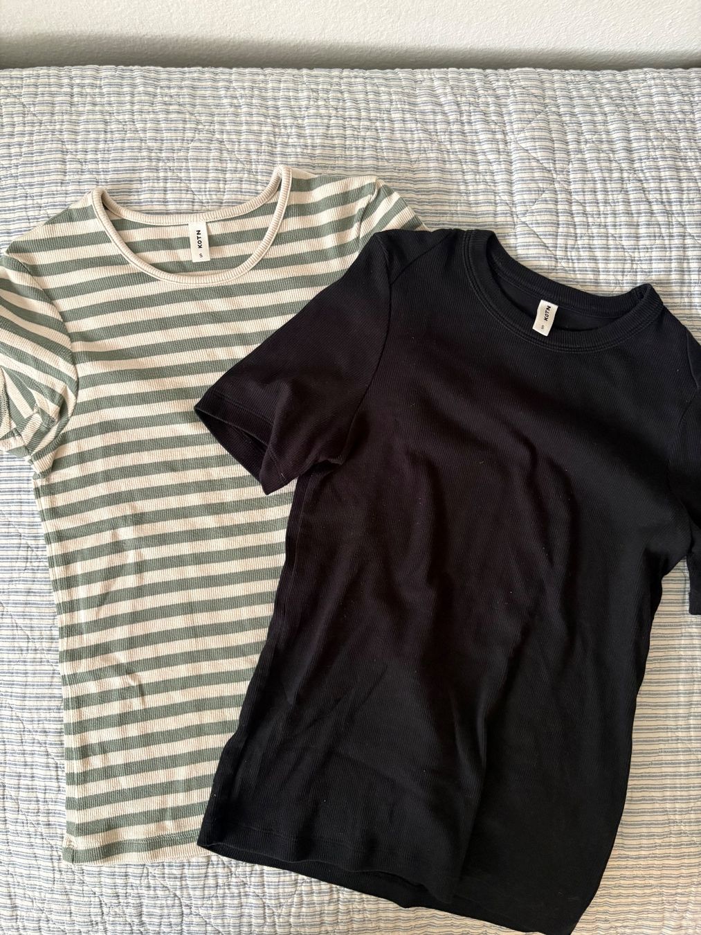 Tops: KOTN Tops – Gebraucht aus Zürich von CanBC