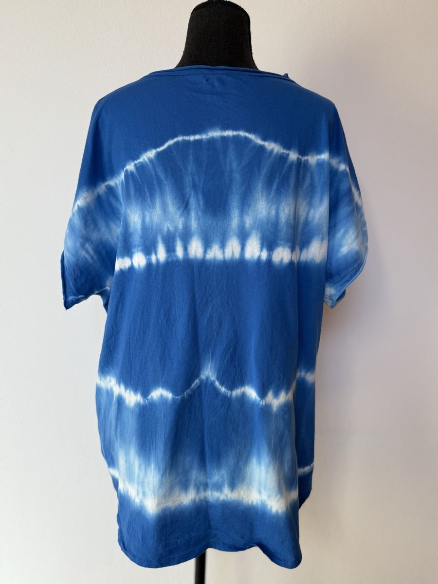 T-Shirts: Shirt im Batiklook – Neu (gemäss Beschreibung) aus Sigriswil von ck56 1