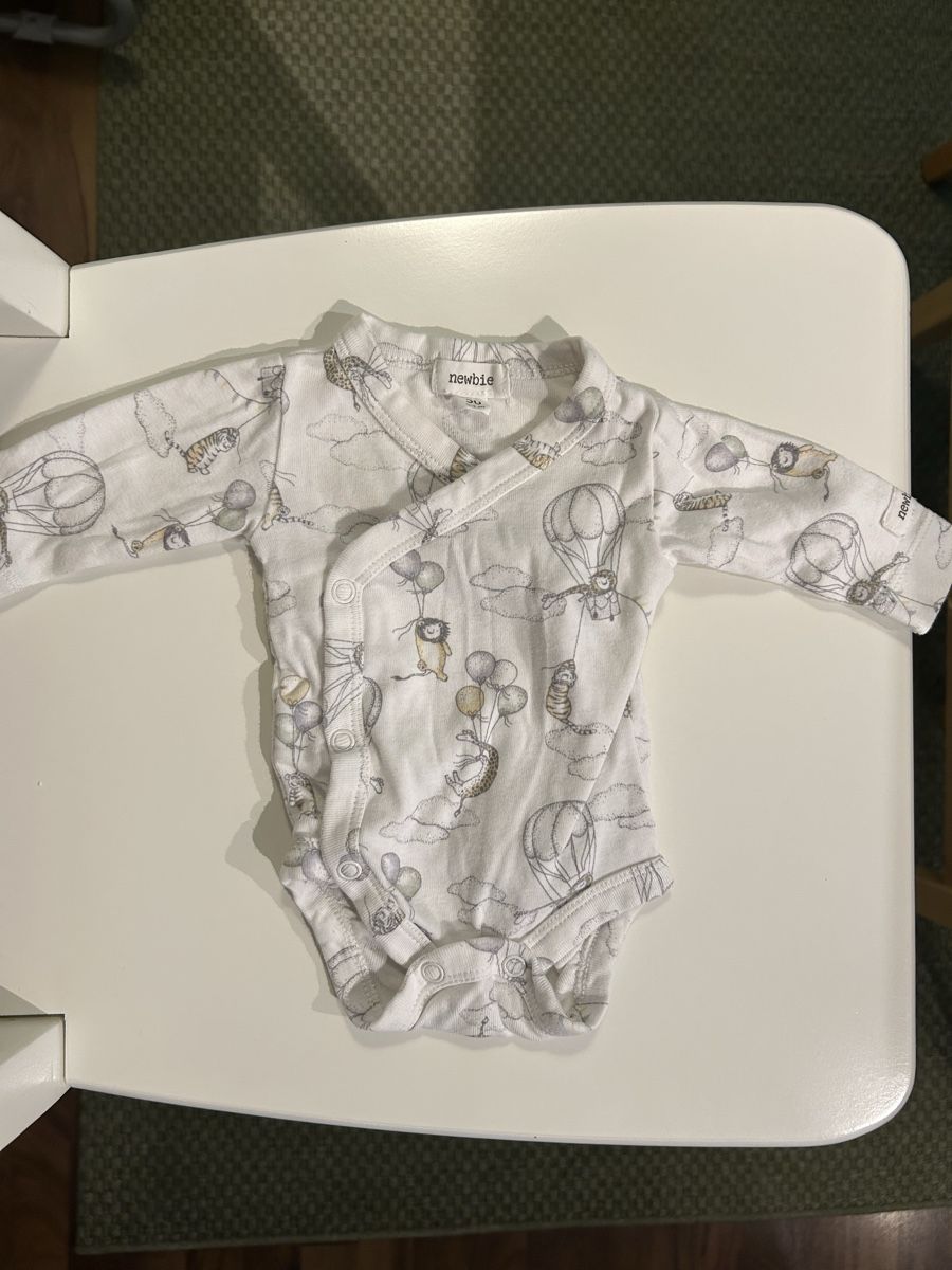 Ensembles coordonnés: Newborn Wickelbody langarm Grösse 50 – D'occasion à Zürich par eli_m229 2