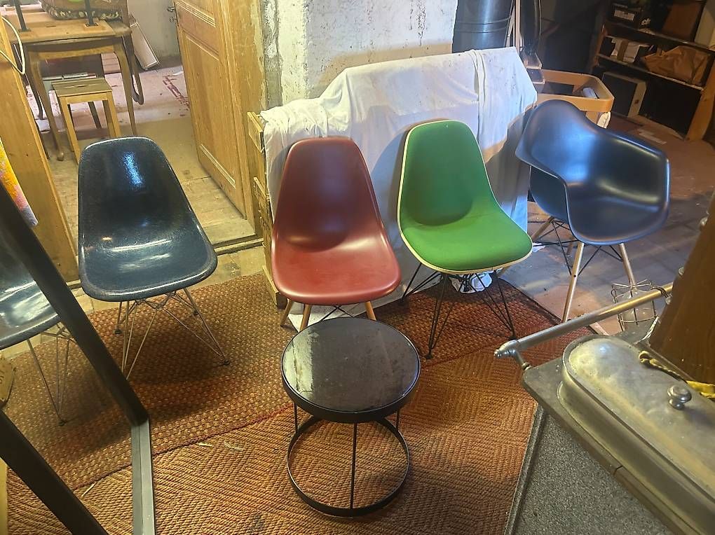Sedie: Chaise Eames - Hermann Miller – Usato da Préverenges venduto da lud_dk87