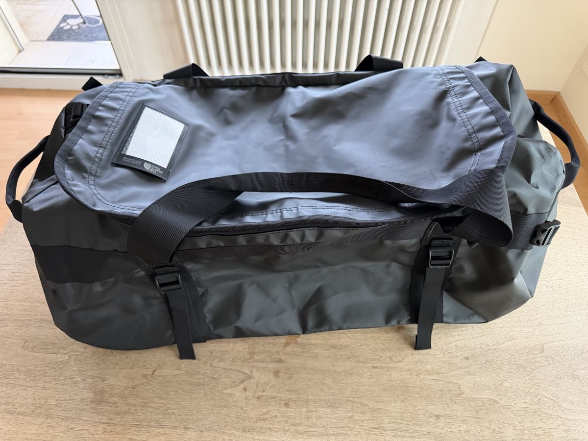 North Face Borse: The North Face · BASE CAMP DUFFEL - L – Nuovo (secondo la descrizione) da Meierskappel venduto da Ticino-Girl 1