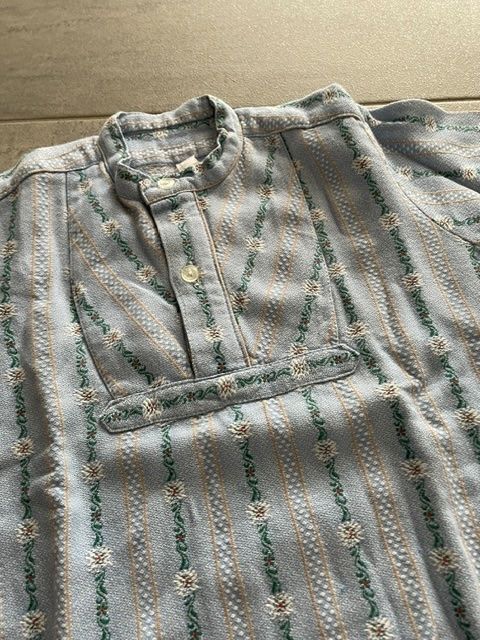 Camicie, T-shirt & Polo: Edelweisshemd, Kind, Grösse 104, Langarm – Usato da Watt venduto da muffi-061 1