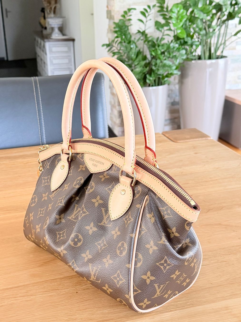 Louis Vuitton Borse da donna: Louis Vuitton Tivoli PM – Usato da Reinach AG venduto da BisMad3 4