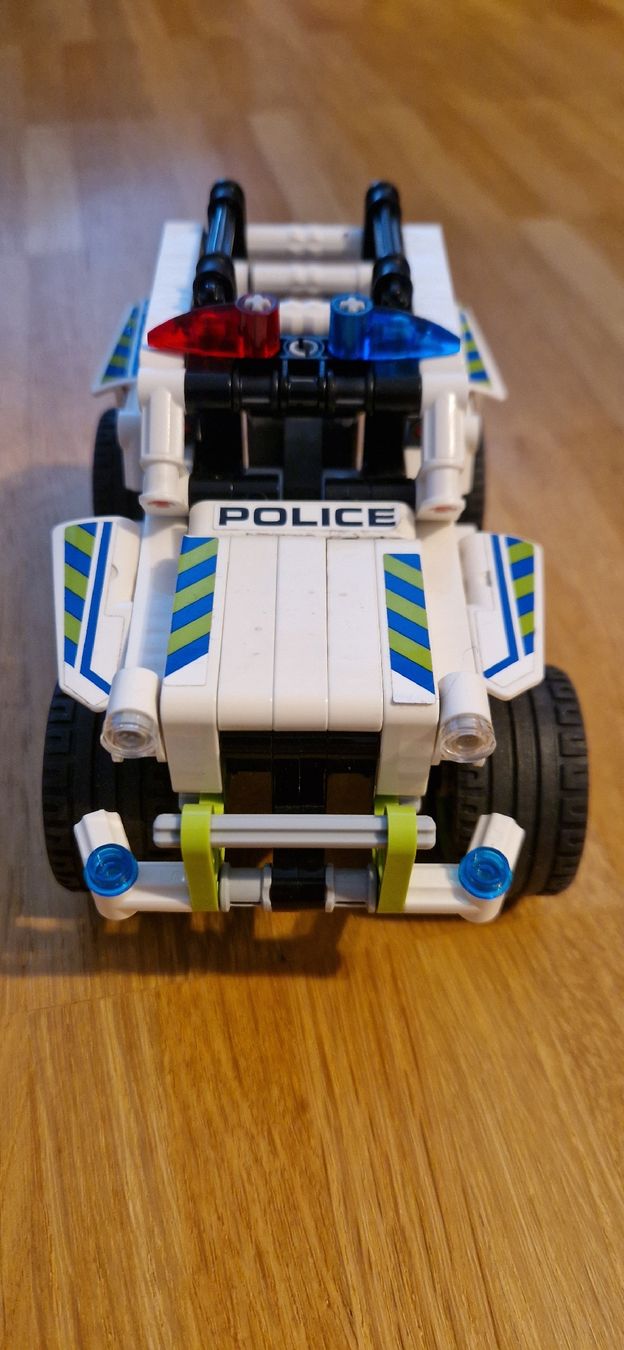 Lego Kit di costruzioni: LEGO Technic 42047 Police Interceptor - Vollständig! – Usato da Riehen venduto da Aconitum 1