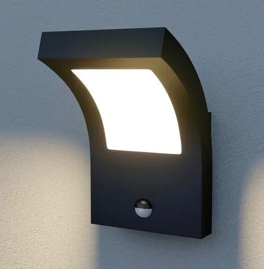 Lampade: Arcchio Advik LED-Außenwandleuchte mit Sensor – Nuovo e nell'imballaggio originale da Basel venduto da Seifehuesli