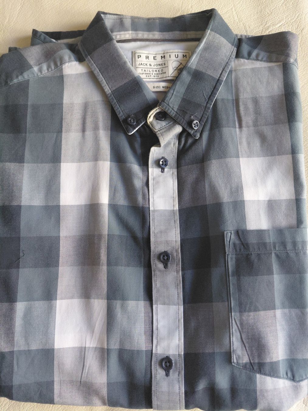Hemden: 3 x JACK & JONES PREMIUM HEMDEN GR. M – Neu (gemäss Beschreibung) aus Bern von wau68 1