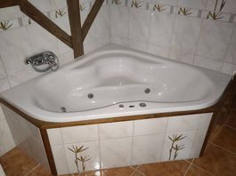 Wirlpool Badezimmer Badewanne/ Sprudelwanne, Dusche