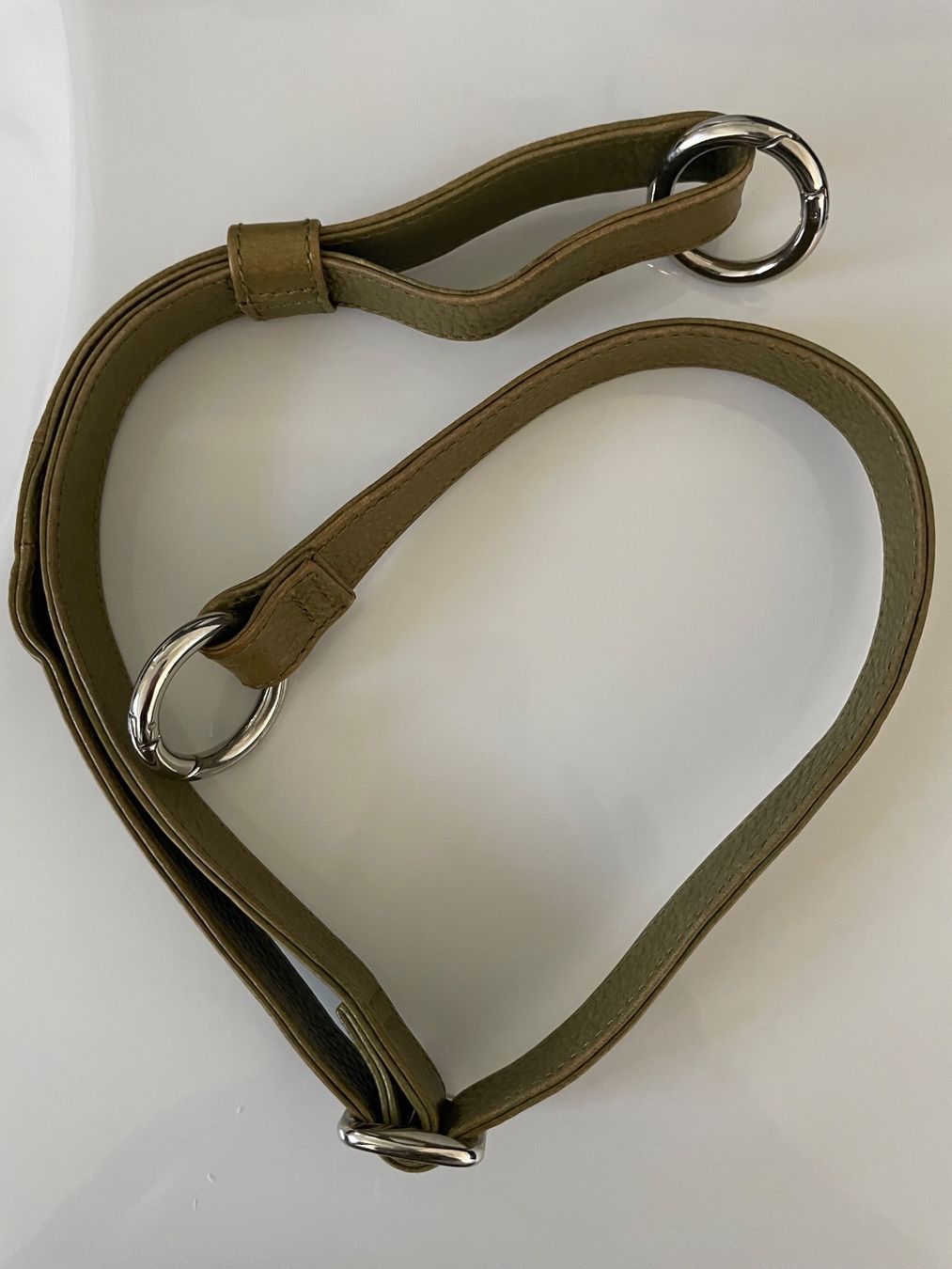 Ana Blum Borse da donna: ANA BLUM Zürich Ledertasche – Usato da Hünenberg See venduto da DND5 5