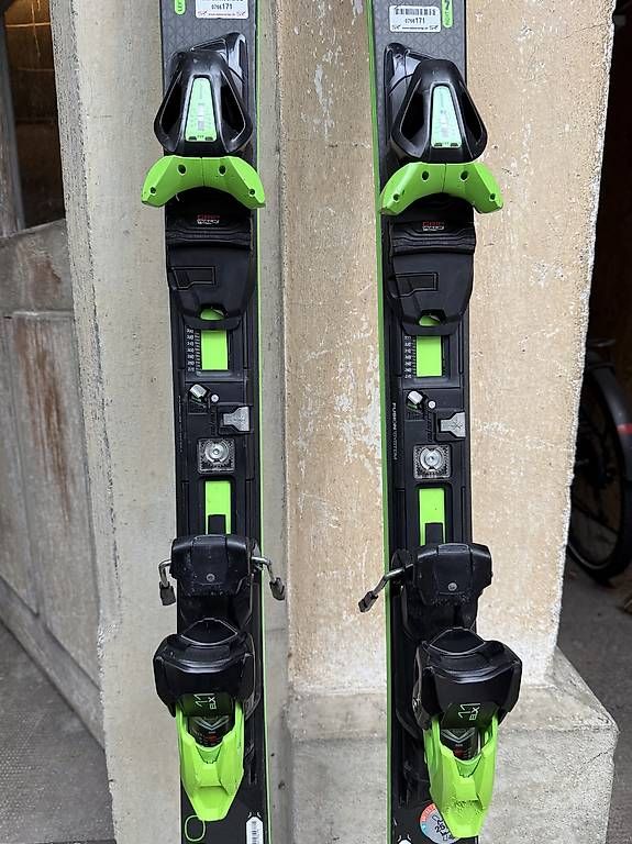 Skis: Elan Ski Amphibio – Gebraucht aus OBERDIESSBACH von Hcsurfer 2