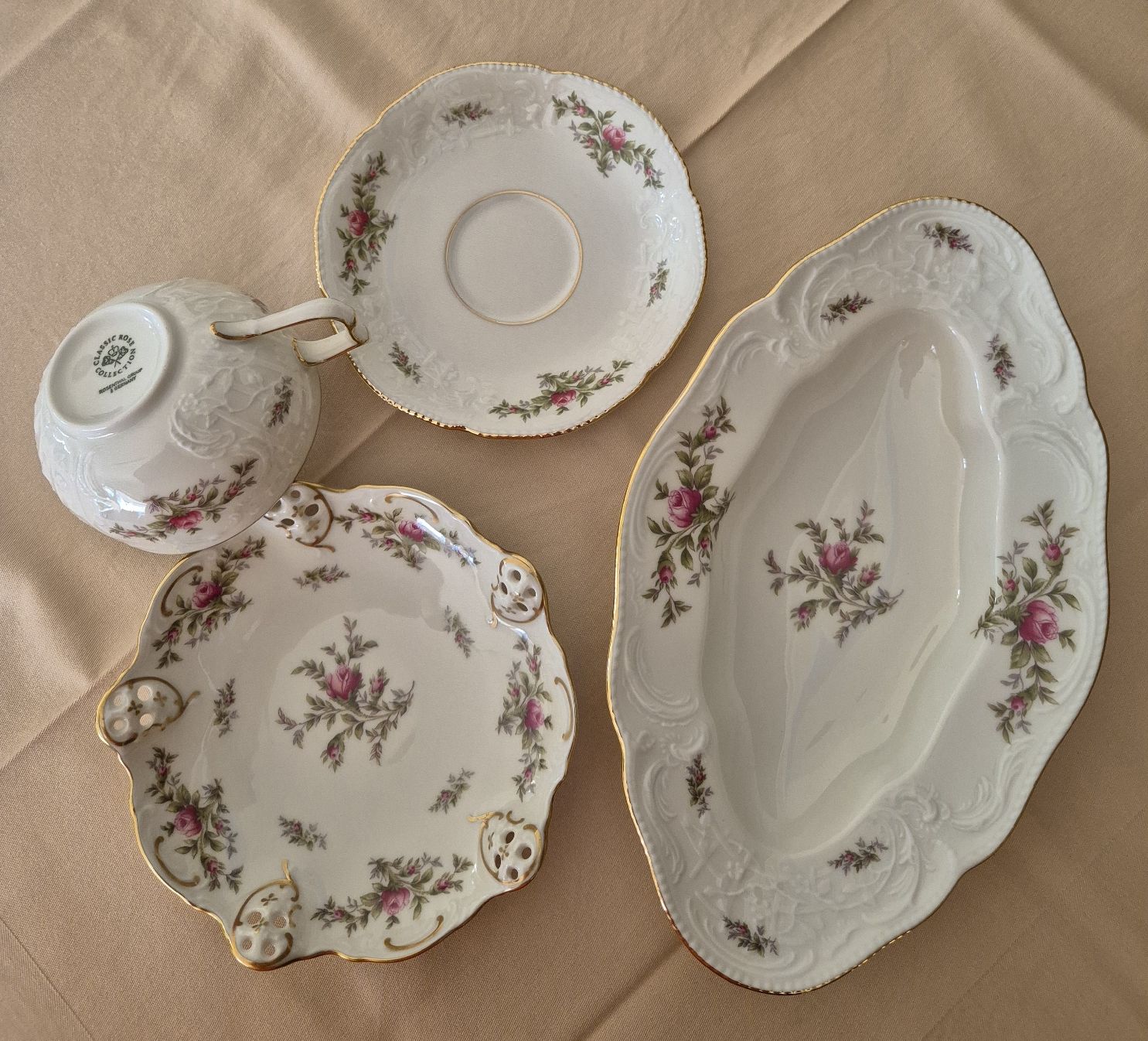 Rosenthal Set di piatti: Rosenthal Classic Rose Collection Geschirr, 4 Teile – Nuovo (secondo la descrizione) da Eschlikon TG venduto da zuzanka80