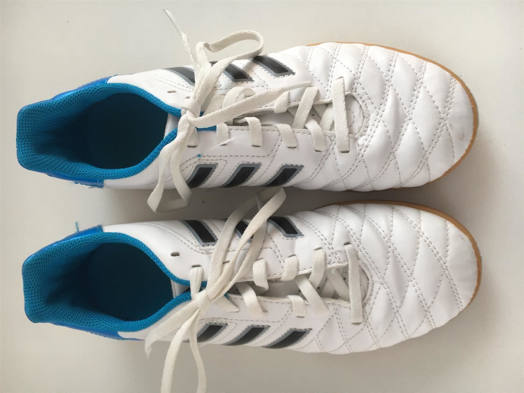Adidas Scarpe per ragazzi: ***** Baskets Adidas T. 38 2/3 - Weiss – Nuovo (secondo la descrizione) da Villaz-St-Pierre venduto da Ubid