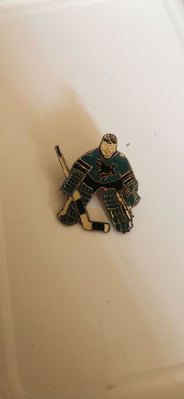 Placchette & Badge: Pin San Jose Sharks  – Usato da Genève venduto da vins50