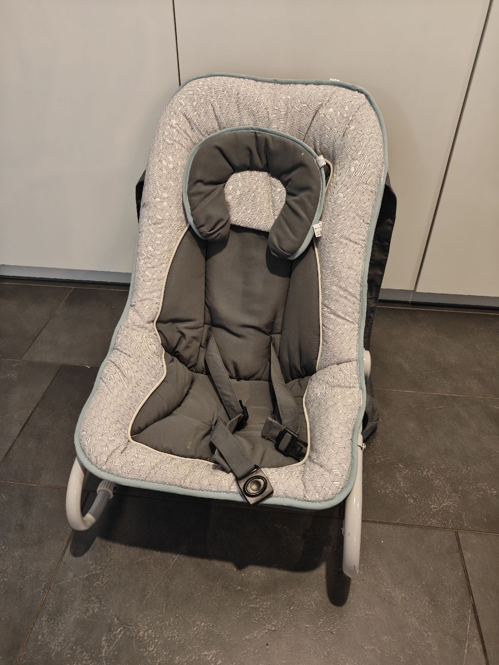 Babymoov Sdraiette & Sdraiette a dondolo: Babymoov Babyschaukel  – Usato da Henau venduto da na123