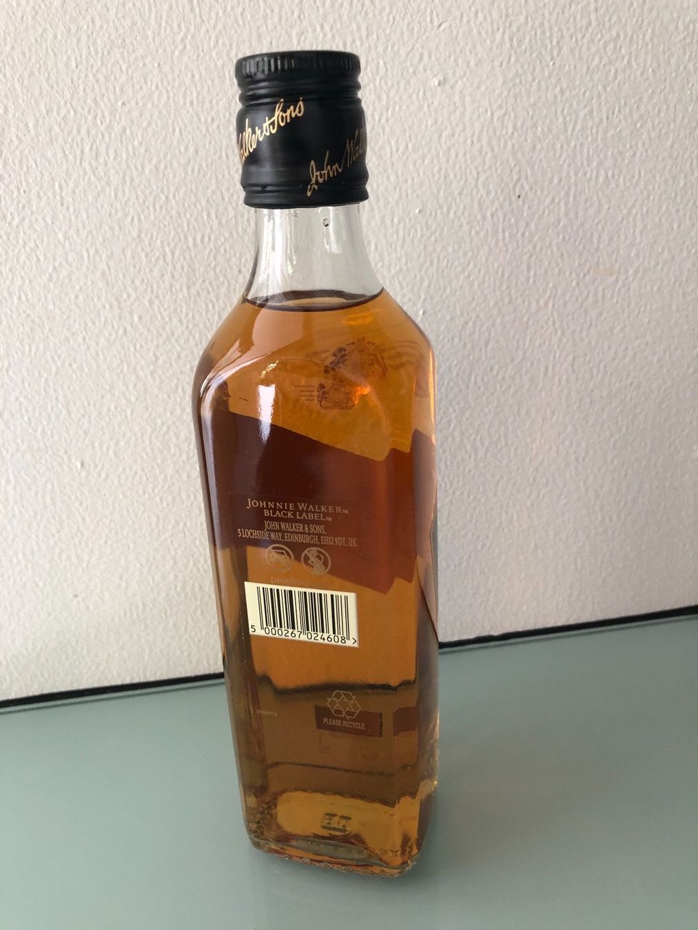 Bevande alcoliche: Johnnie Walker Black Label 12 Jahre – Nuovo e nell'imballaggio originale da Wald ZH venduto da mlnt 8