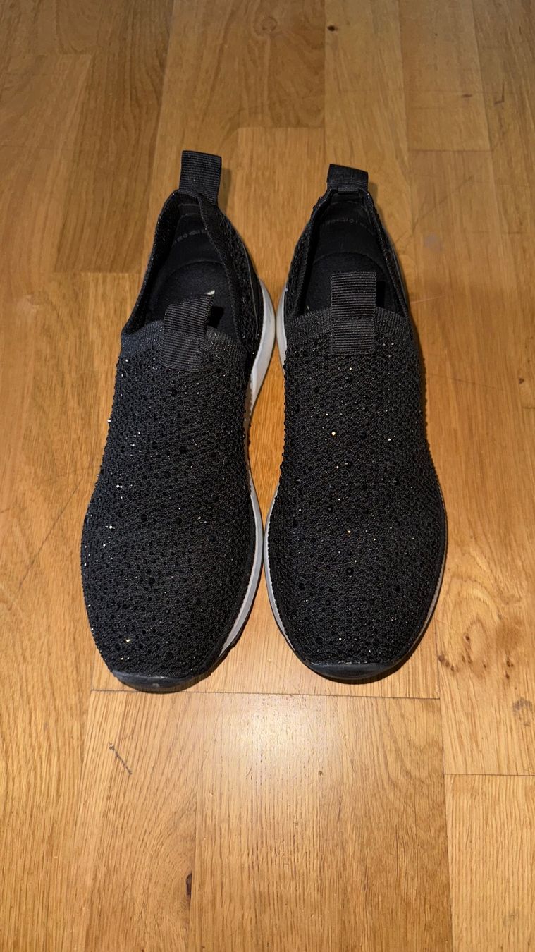 Dosenbach Scarpe da donna: Sneaker von Venice, 37 – Nuovo (secondo la descrizione) da Gümligen venduto da morticiaaddams