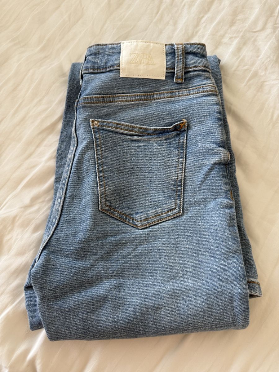 Zara Jeans: Zara Jeans, Grösse 34 – Nuovo (secondo la descrizione) da Volketswil venduto da habibeoez
