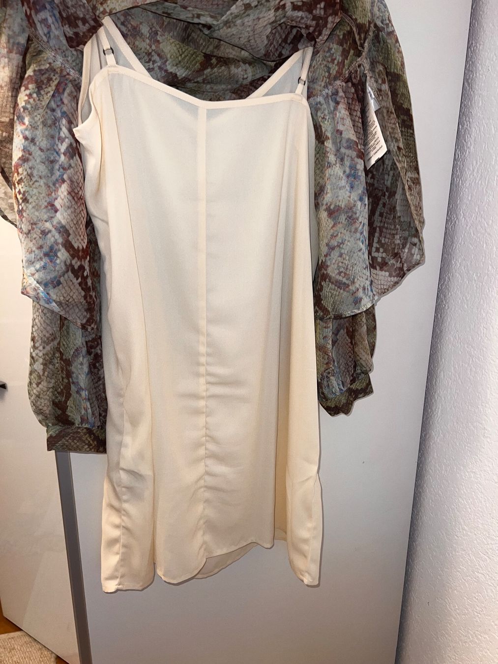 Guess Vestiti: Kleid GUESS L neu – Nuovo (secondo la descrizione) da Dornach venduto da samuti 3
