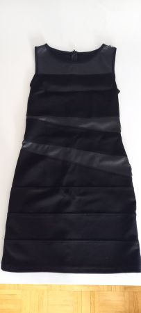 schwarzes neues Kleid Gr.S