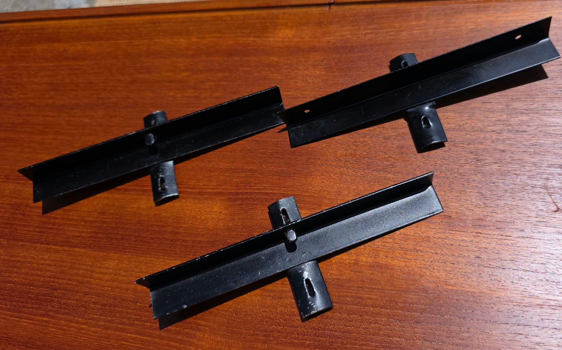 Regale: Teleskopregal  Teak  mit Korpus – Gebraucht aus Haslen AI von Vintagelix 8