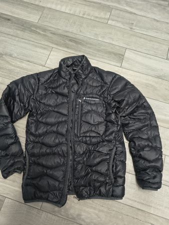 Peak Performance R&D Daunenjacke schwarz guter Zustand