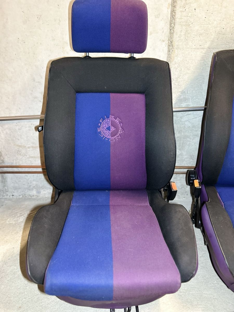 VW Tutti pezzi di ricambio auto: VW Golf2 Sitze – Usato da Gampelen venduto da ste_r6hj 3